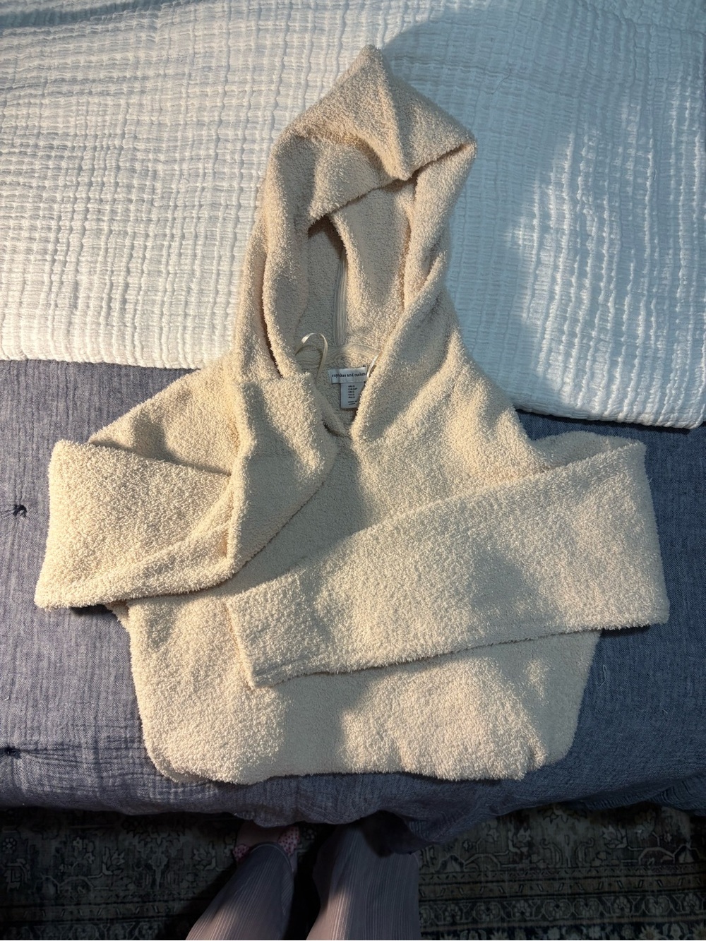 cupcakes & cashmere Cream Bouclé Hooded Pullover